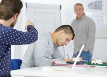 Berdosakah Menyontek Saat Ujian?