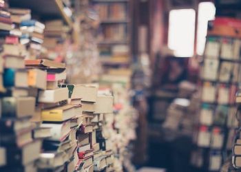 Non muslim itu kafir.