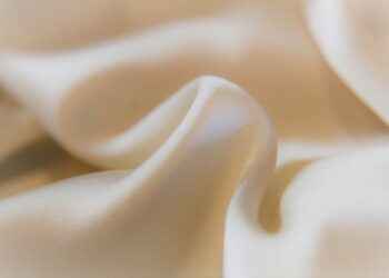 Mengusap Kerudung Saat Berwudhu?RemajaIslam.com