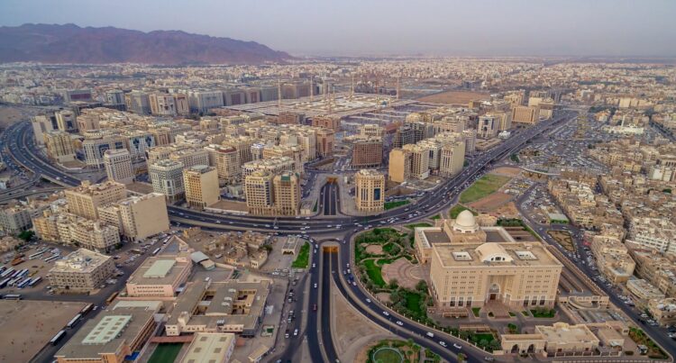 Tamasya ke Madinah: Keutamaan Kota Madinah