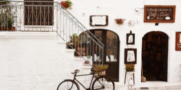 istri keluar rumah_remajaislam.com