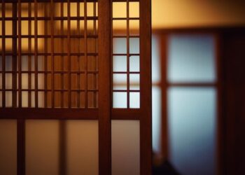 istri keluar rumah_remajaislam.com